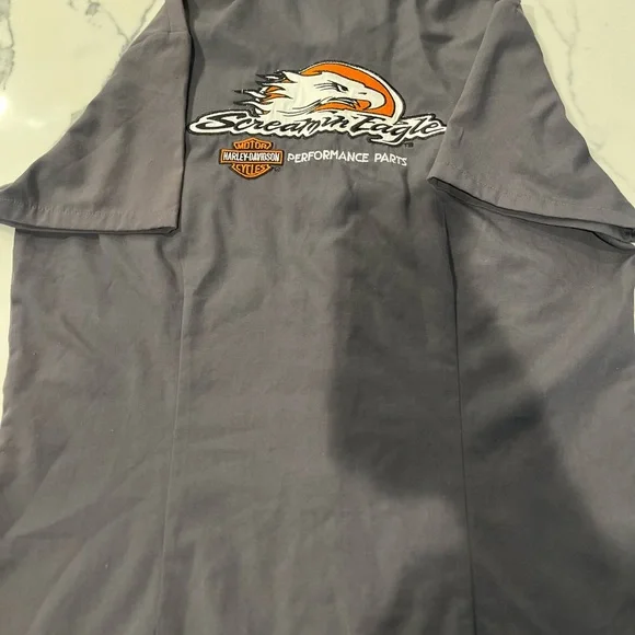 Harley Davidson button up size Medium - Picture 2 of 2